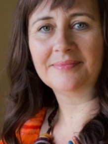 Amanda Nasser - McClintock Dispensing Opticians,Optical styling Boutique. Profile Image