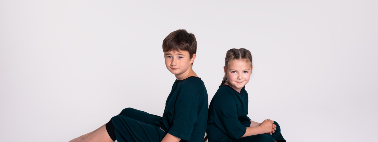 Kasia McGavigan Blue Bee Mike Banner Image