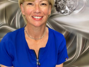 Fiona Bradley - Ã€luinn Aesthetics Logo Image