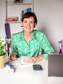 Rebecca Brown - Simplify Performance Profile Image