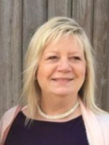 Lynda  Scrimger  It’s Scent  Profile Image