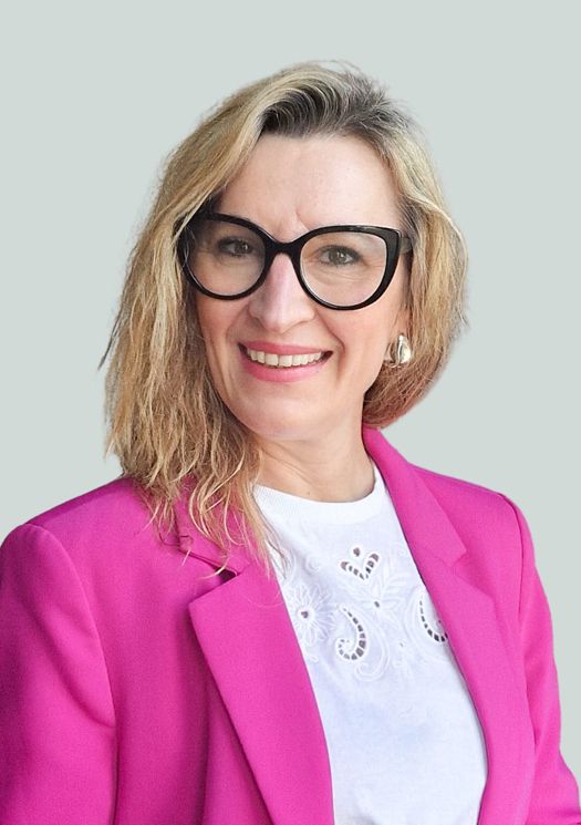 Ema Pruteanu Social Media & Personal Branding Specialists for women in business