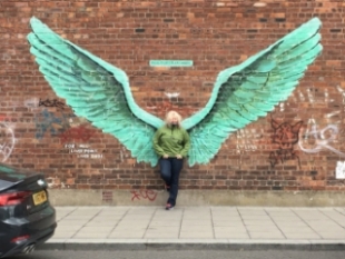 Lez Graham - Trained for Life Logo Image