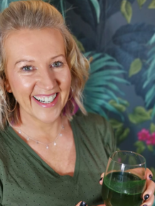 Marie-Claire Donnelly Dream Magic Superfood Powder Profile Image
